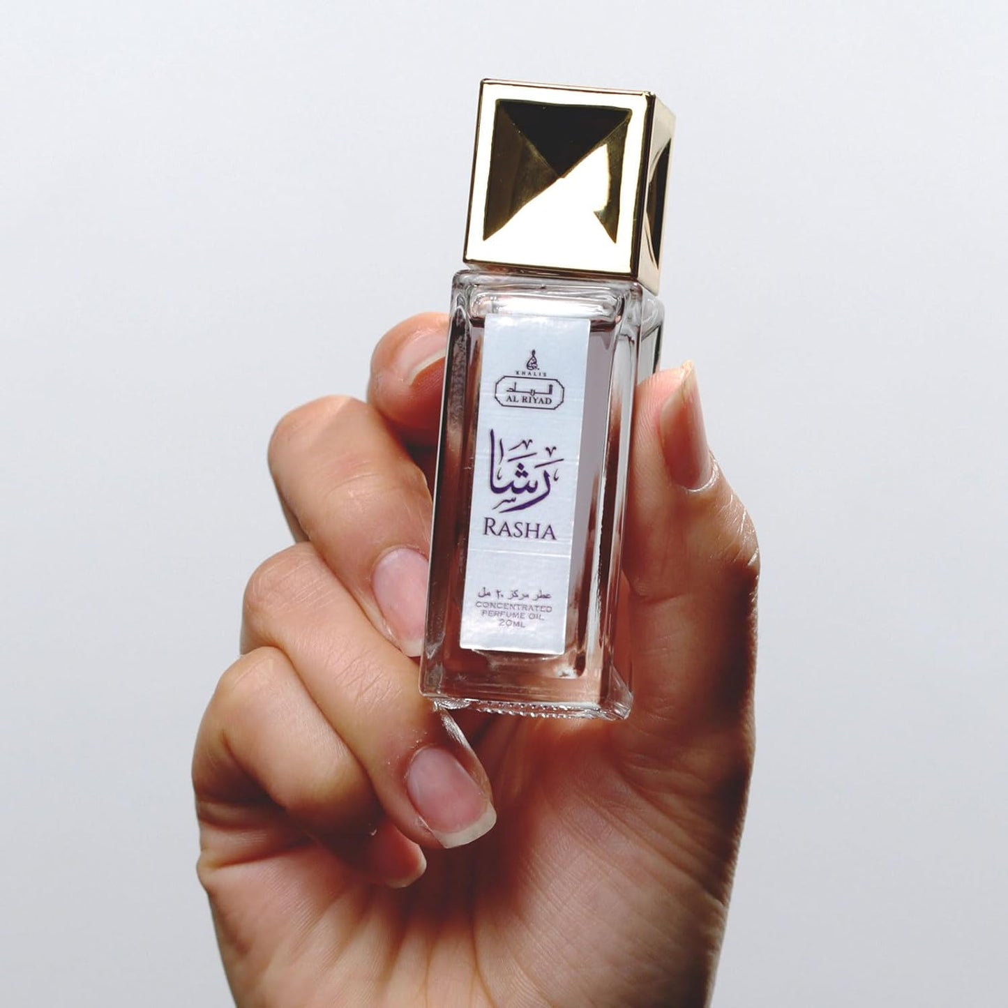 Maison d’Orient Rasha Woody Green Floral Perfume Oil Roll‑On 20 mL — Alcohol‑Free, Vegan, Long‑Lasting Attar for Women, Travel‑Size Arabian Perfume Oil, Fresh Elegant Everyday Scent