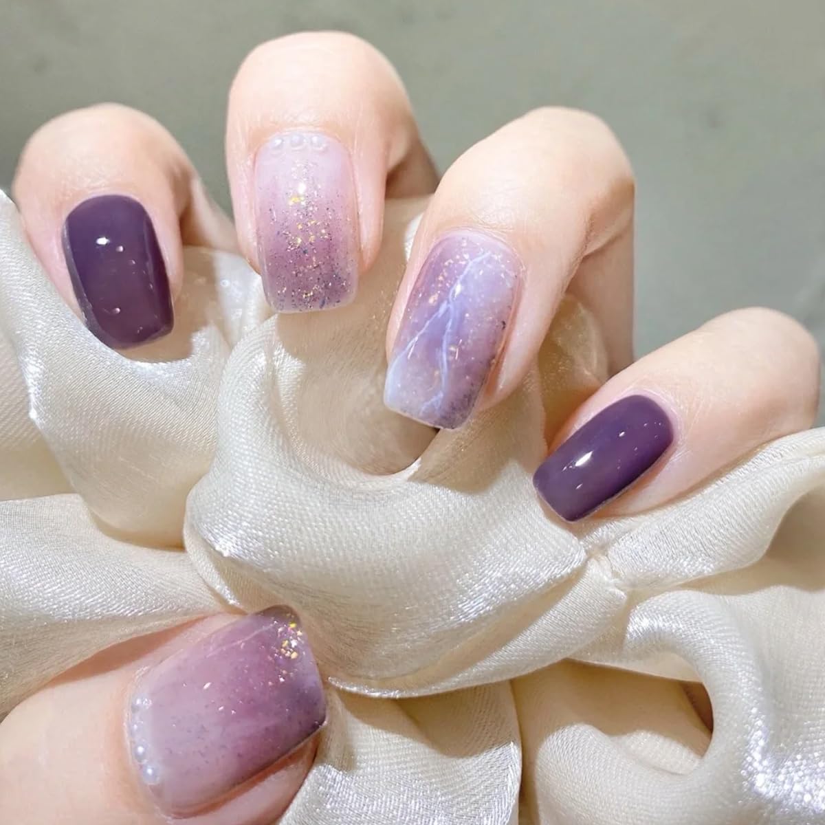 Metallic Nail Art Brushes, 5Pcs Nail Art Liner Brushes, Painting Art Design Brush Set Nail Dotting Drawing Tool for Long Lines, Thin Details, Fine Drawing Sizes 6/9/12/15/18mm, Purple