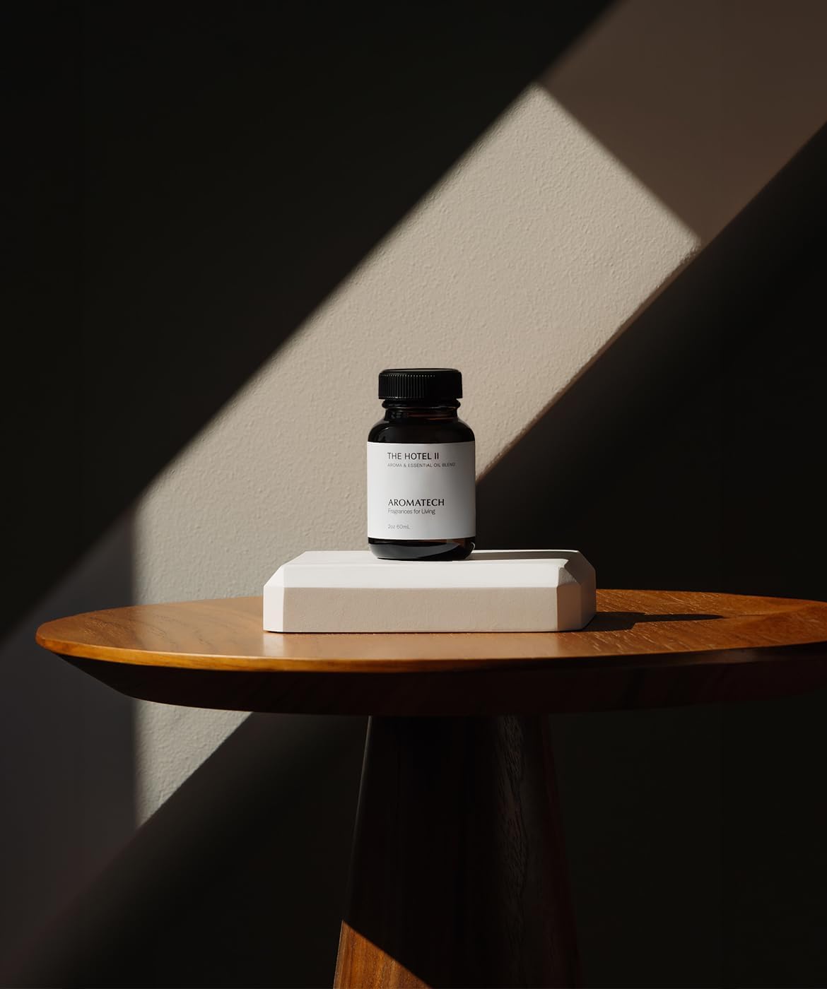 AromaTech Hotel II Fragrance Essential Oils - for Aroma Oil Scent Diffusers (2 Fl Oz (Pack of 1), The Hotel II)