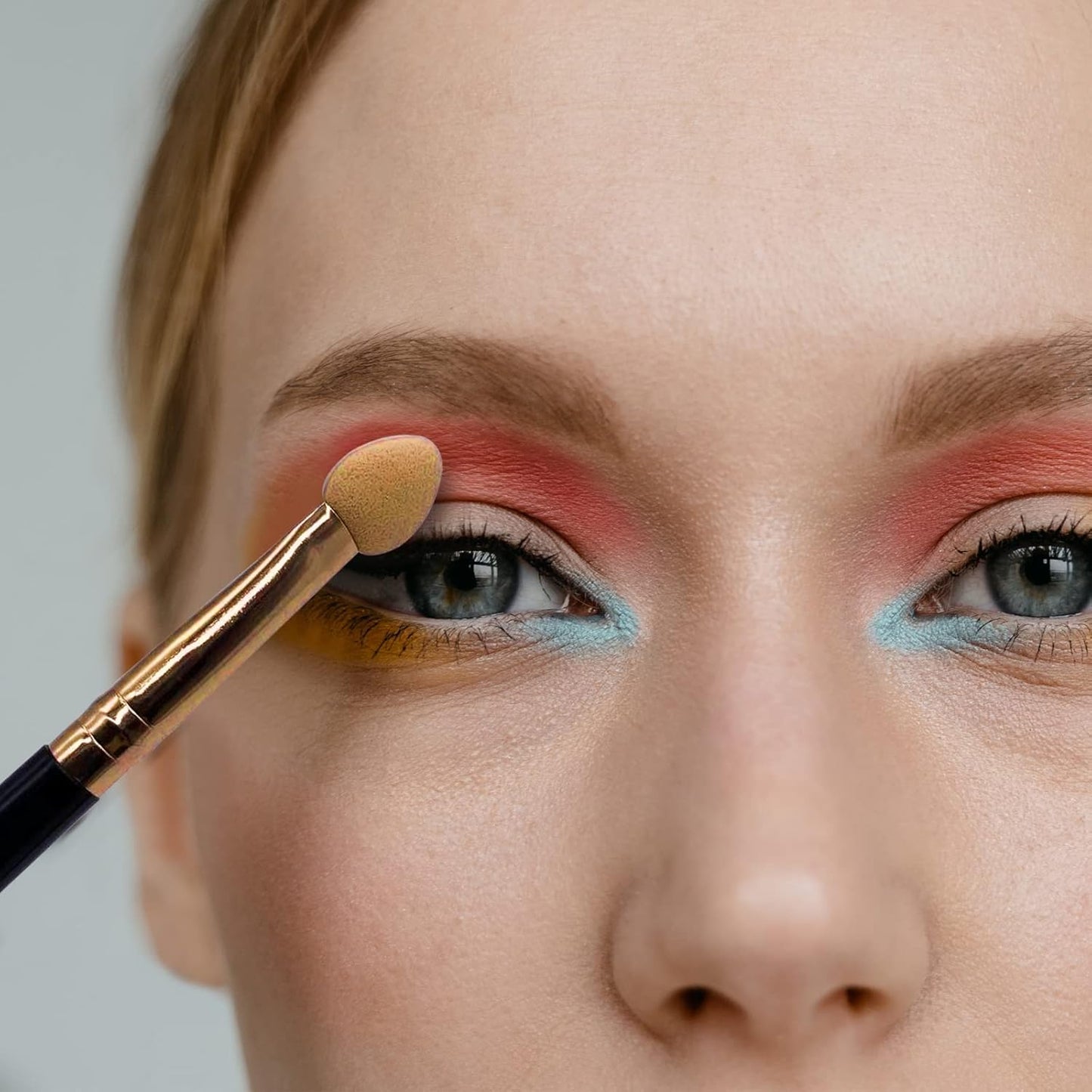 Eyeshadow Applicators Double Sided Sponge Tip Foam Reusable，20Pcs Professional Organic Long Handle Washable Makeup Eye Shadow Brush Set