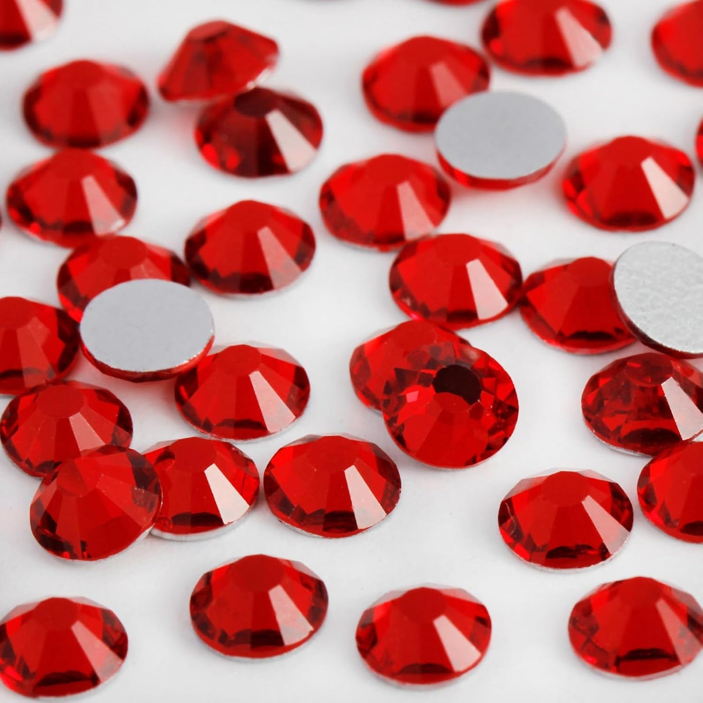 400PCS SS30 Flatback Rhinestones | 12-Facet Diamond-Cut Glass Gems for Nail Art, Clothing, DIY Crafts |Glue-On Decoration Stones with Silver Backing(Light Siam)