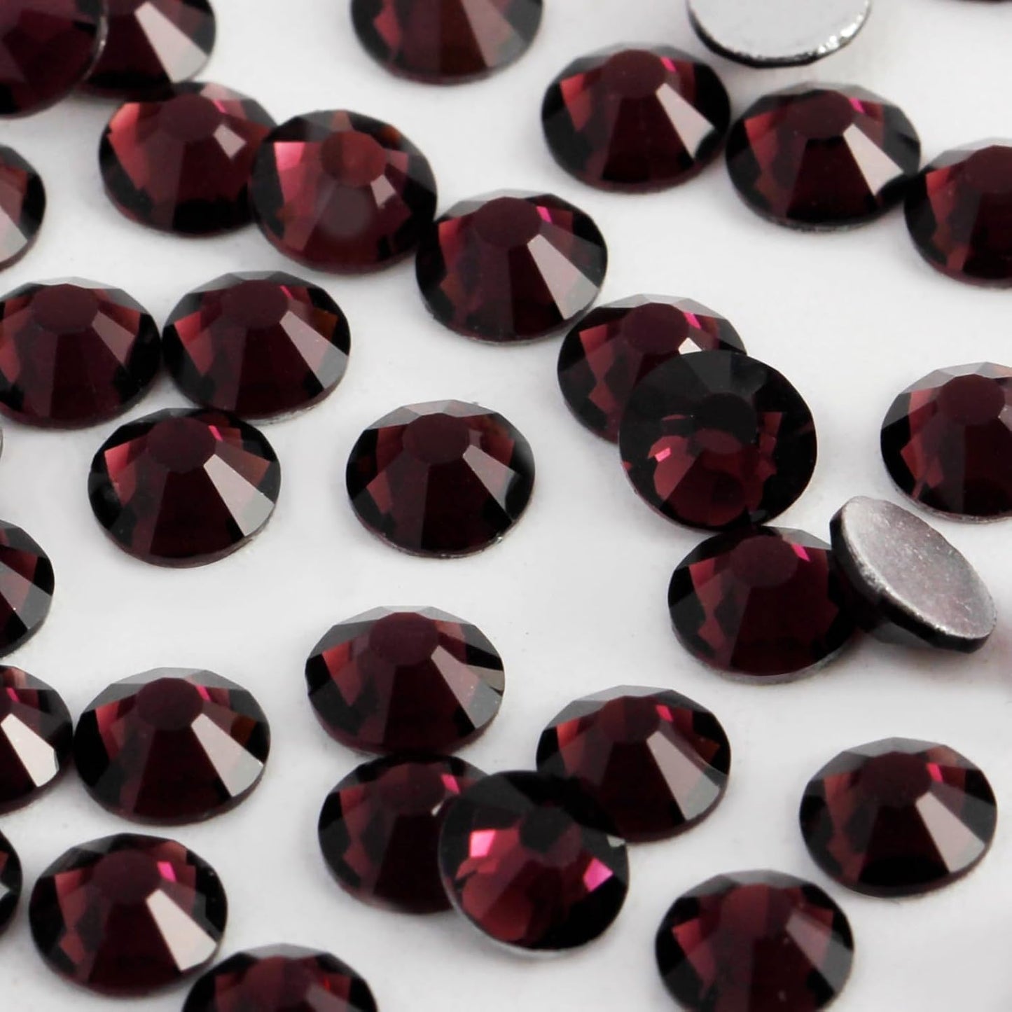 2000 PCS SS20 Flatback Rhinestones,12-Facet Diamond-Cut Glass Gems for Nail Art,Clothing,DIY Crafts,Glue-On Decoration Stones with Silver Backing,Amethyst