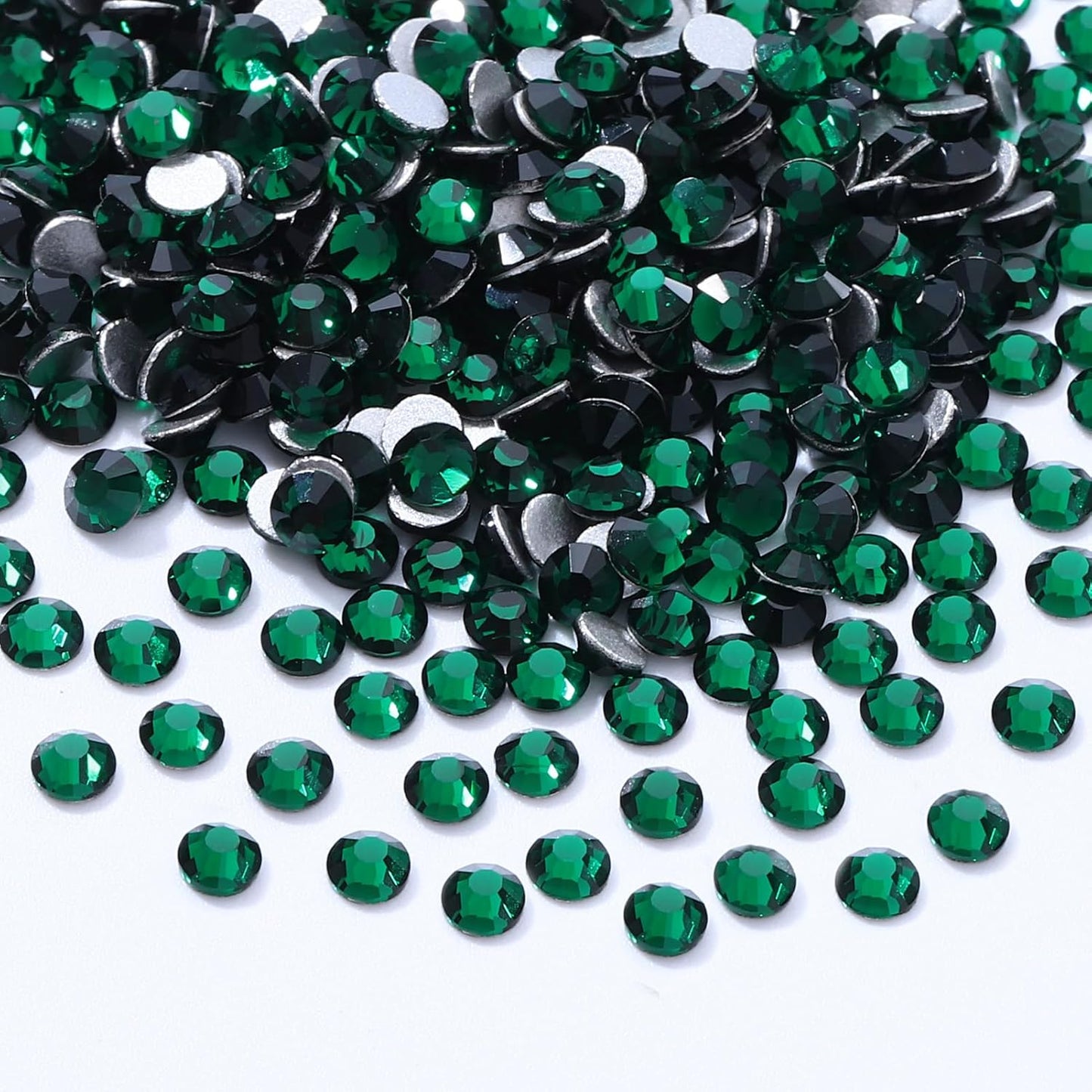 Green Flatback Rhinestones, Glass Rhinestones for Nail Art and Craft, Glue Fix, Loose Crystal Gemstones(Green, SS8, 2880pcs, 2.3-2.5mm)