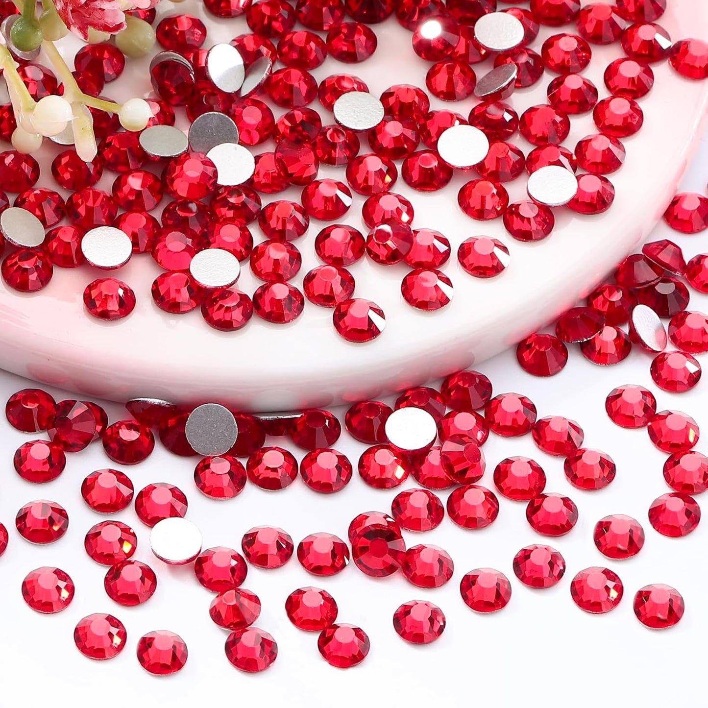 Light Siam Flatback Rhinestones, Glass Rhinestones for Nail Art and Craft, Glue Fix, Loose Crystal Gemstones(Red, SS20, 1440pcs, 4.6-4.8mm)