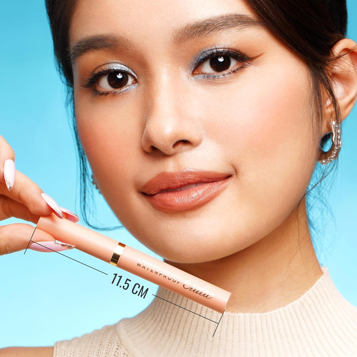 Oulac Waterproof Eye Shadow Stick Smooth and Long Lasting, Shimmering Glitter Finish, Blendable Eyes Makeup, Vegan & Cruelty-Free 3.8g, 20 Navy Velvet